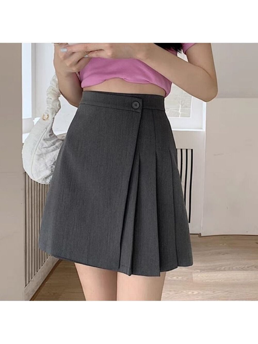 Juniors grey pleated preppy school girl skirt. High waisted. Size XS